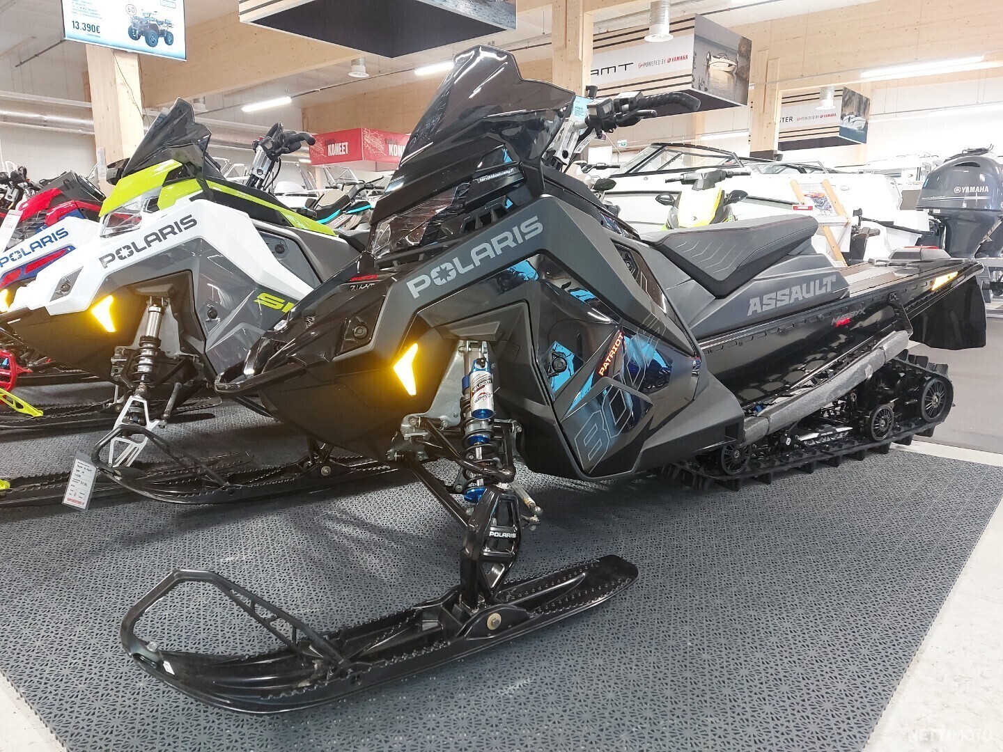 Polaris SwitchBack Matrix 850 Boost Assault 146