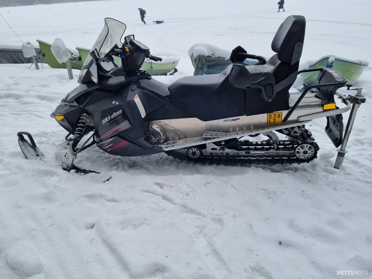 Ski-Doo Grand Touring Sport 550F 550 cm³ 2010 - Kuopio - Snow Mobile ...