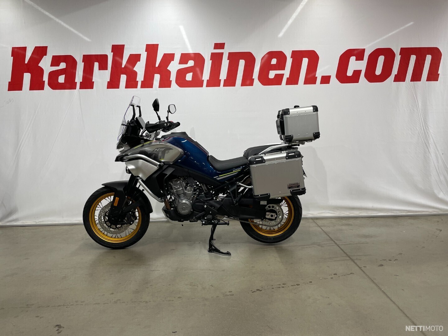 CFMoto 800MT Touring 800 cm³ 2023 - Oulu - Motorcycle - Nettimoto