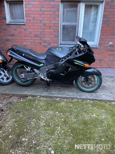 Kawasaki ZZR 1100 1 100 cm³ 1991 - Rauma - Motorcycle - Nettimoto