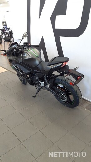 Kawasaki Ninja Katu/Matka/Sport 650
