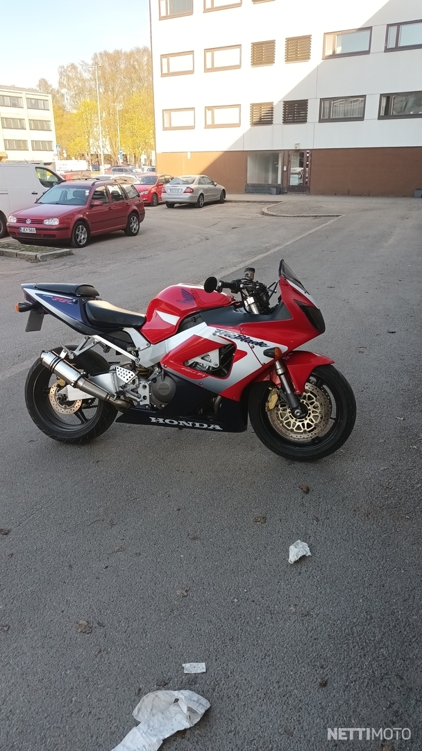 honda cb 659 r