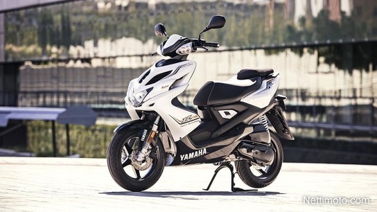 Motos Yamaha Aerox 49 de segunda mano en WALLAPOP