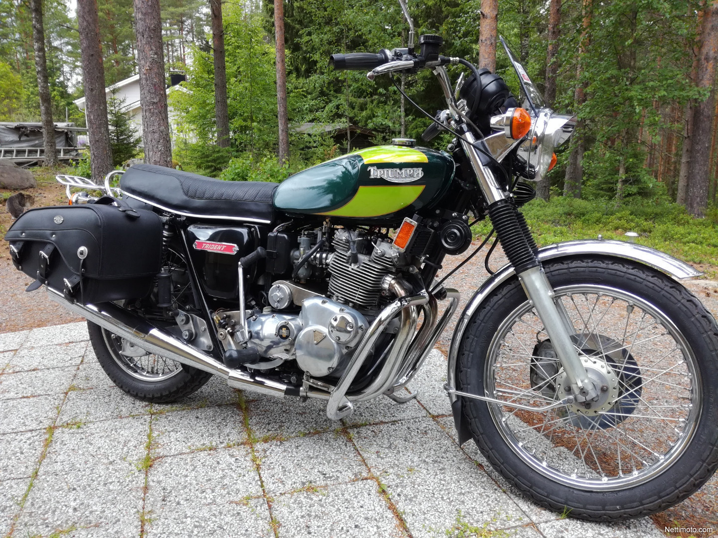 1976 triumph trident