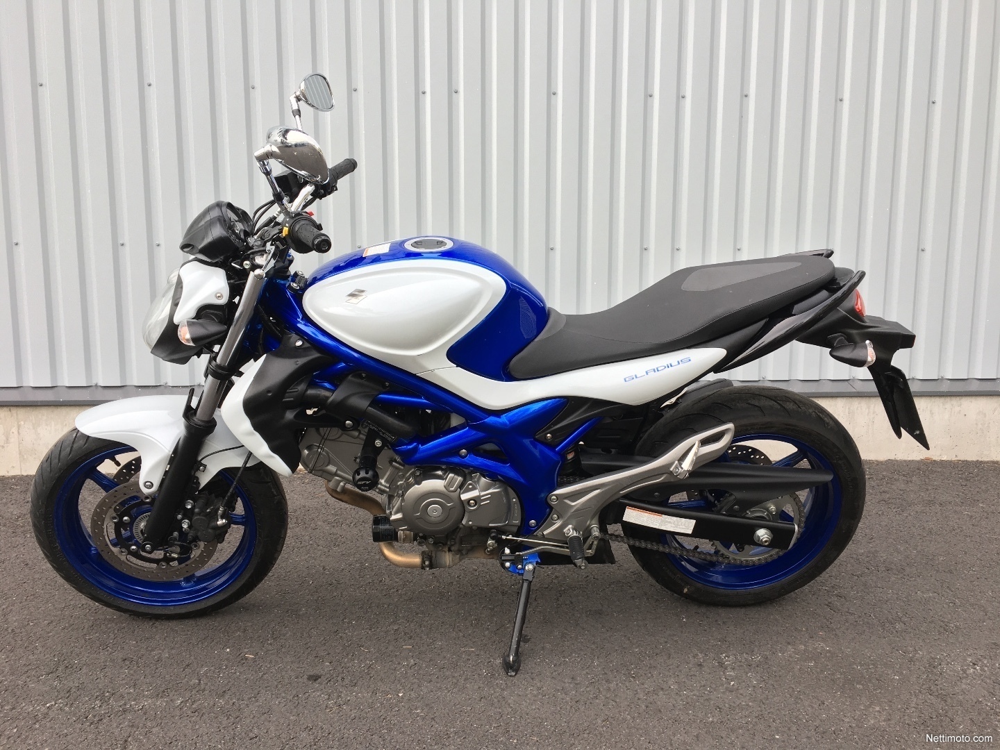 Suzuki SFV 650 Gladius 650 cm³ 2012 - Espoo ...