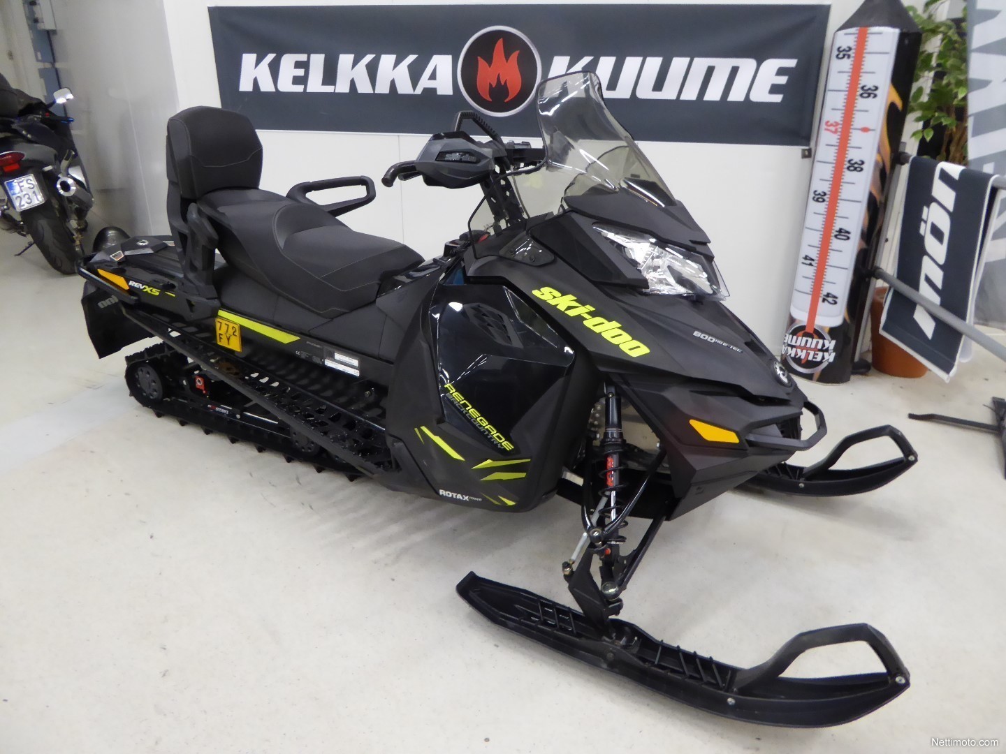 РЎРЅРµРіРѕС…РѕРґ BRP Ski Doo Renegade Sport