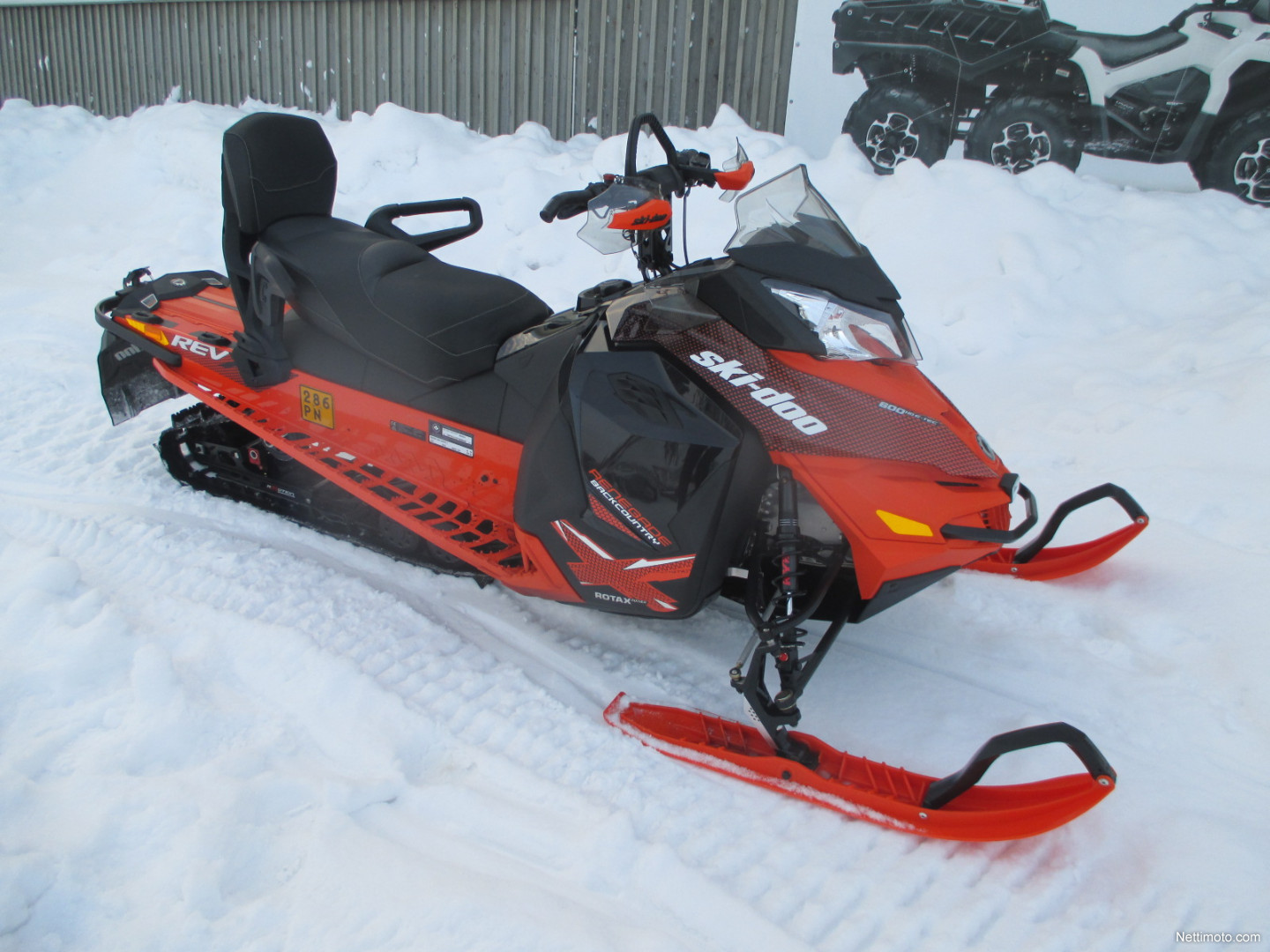 Ski-Doo Renegade Backcountry X 600 E-Tec 600 cm³ 2015 - Kuusamo - Snow ...