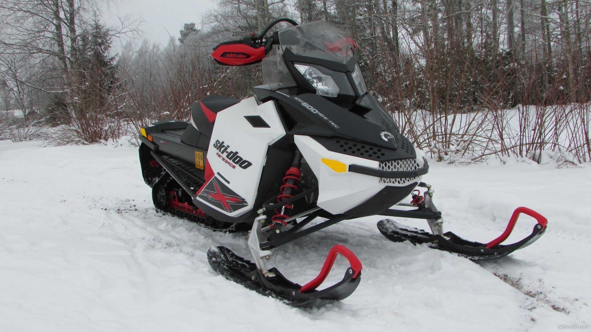 SkiDoo Renegade 600 etec BACKCOUNTRY 600 cm³ 2011 Seinäjoki