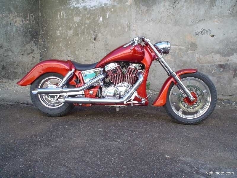 Honda VT 1100 Custom 1 100 cm³ 1997 - Helsinki ...