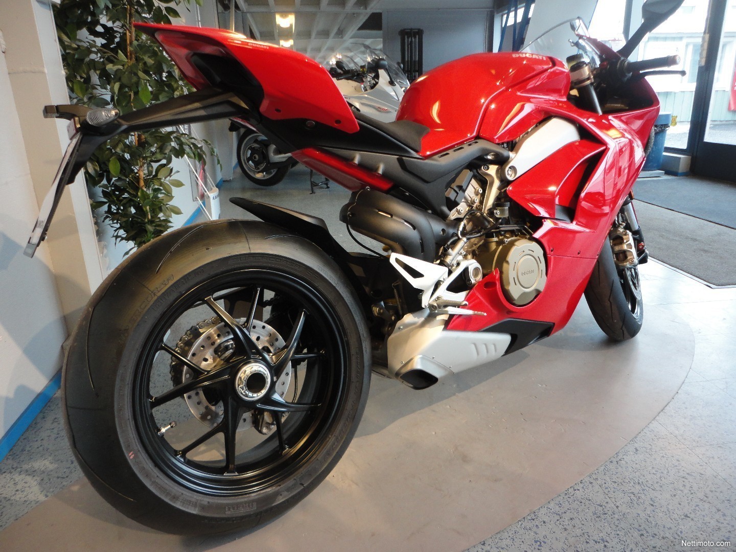 Ducati Panigale V4 62beeb9e3b280d7e large