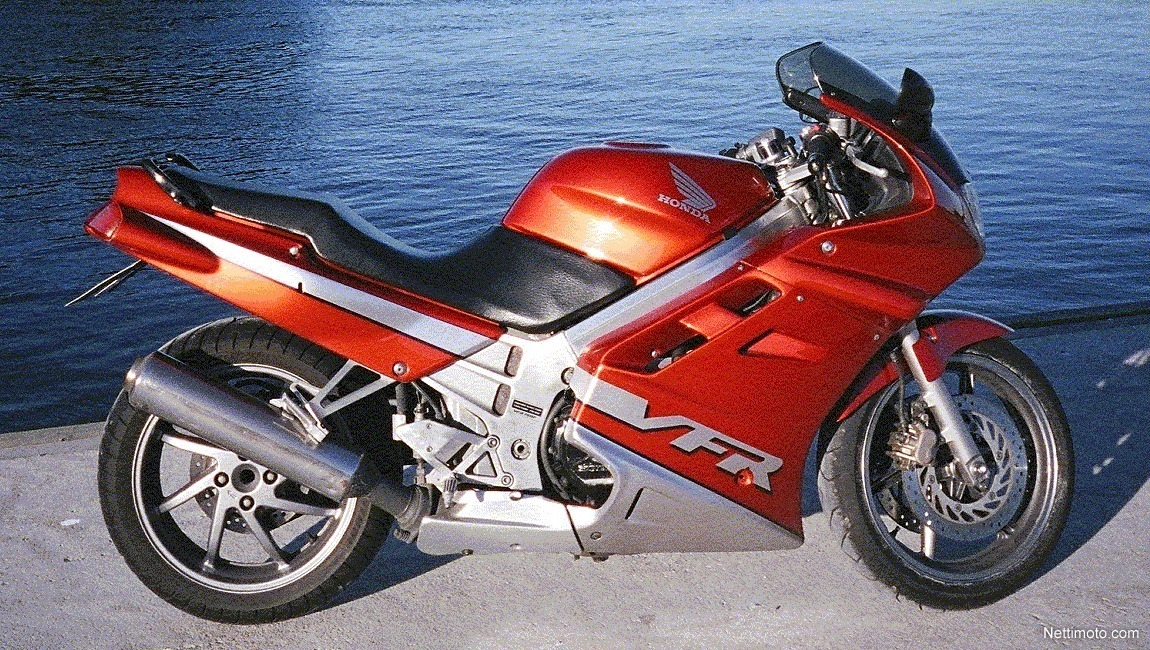 honda-vfr-750-f-750-cm-1991-nokia-moottoripy-r-nettimoto