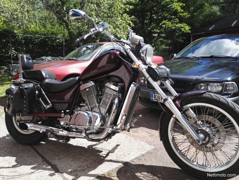 1986 suzuki intruder 700 bobber