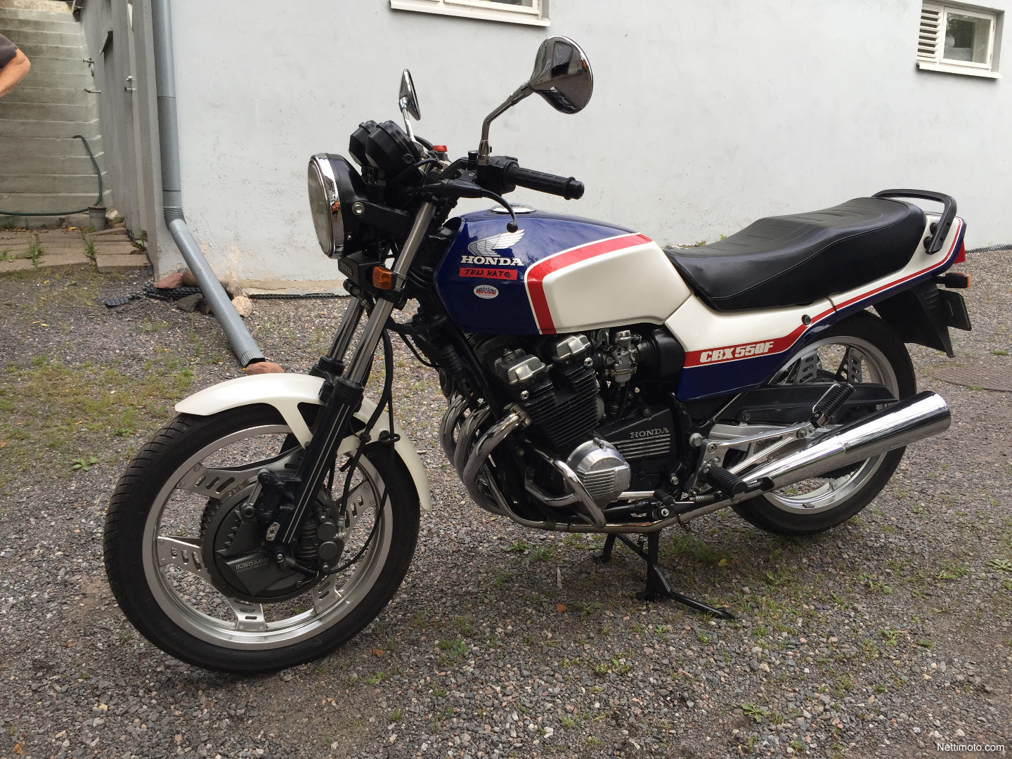 Honda cbx 550