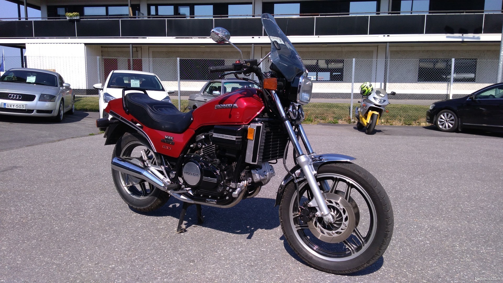 Honda vf750 sabre