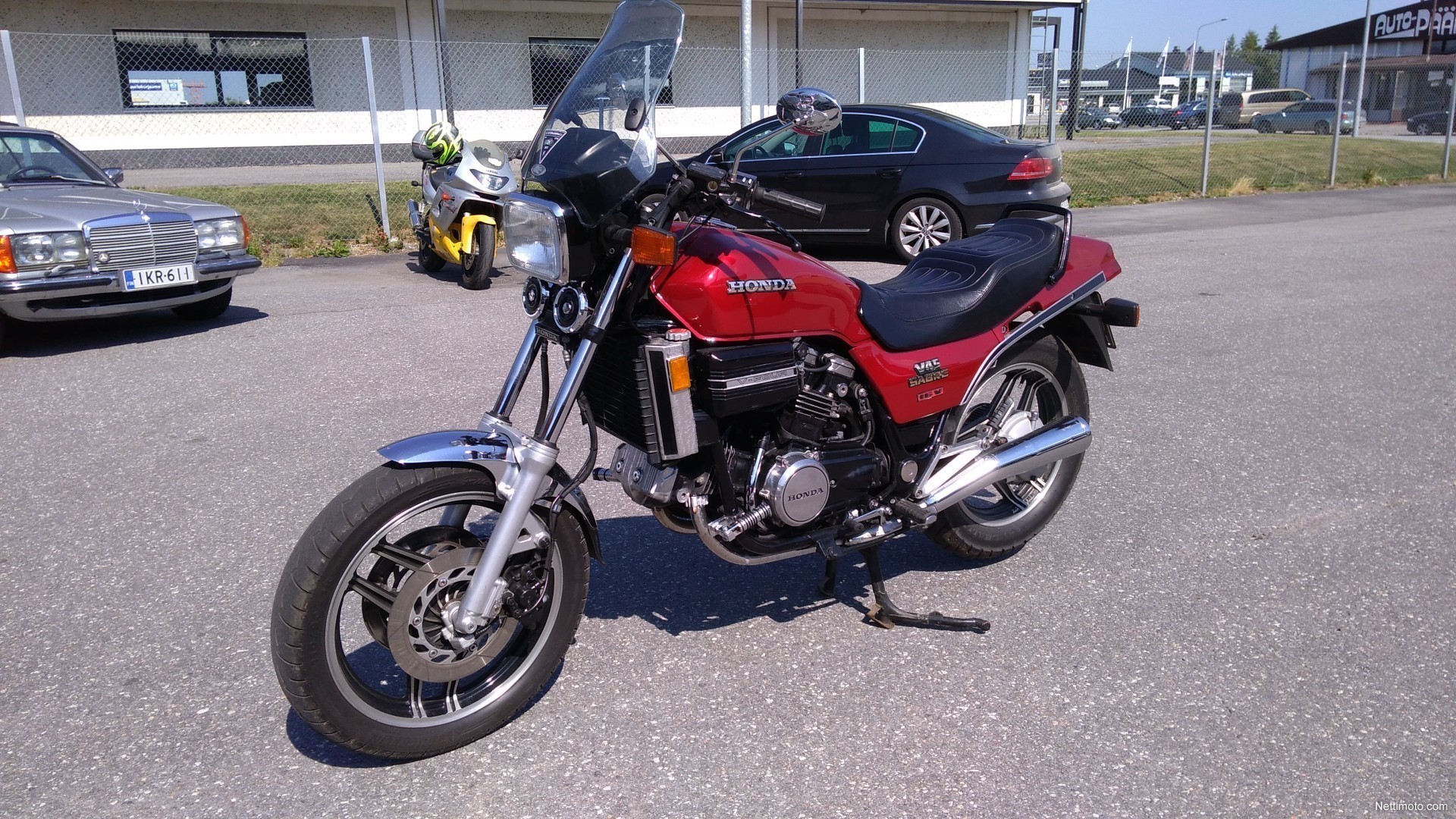 Honda vf750 sabre