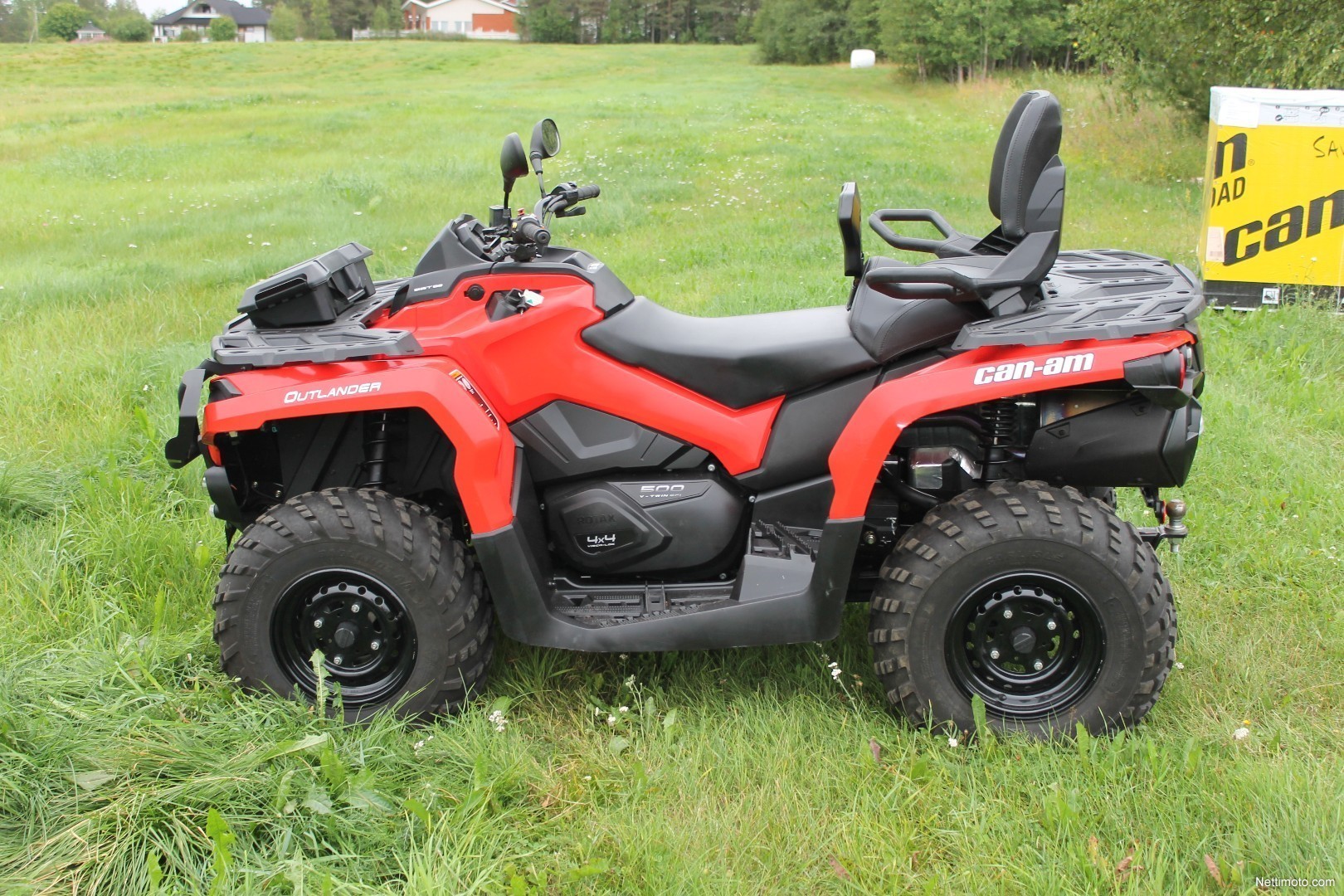 Enlarge image. Can-Am Outlander Max