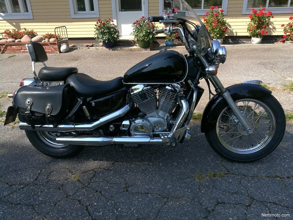 Honda Shadow Honda VT1100 American Classic Edition 1 100 cm³ 1999