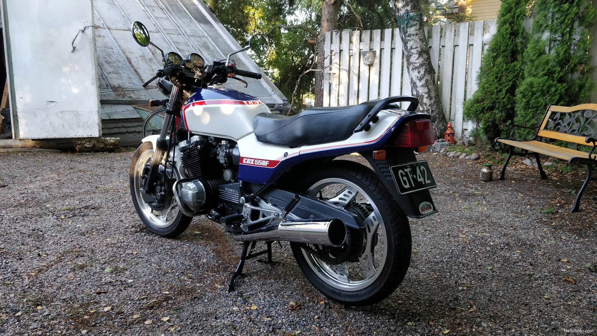 Honda cbx 550