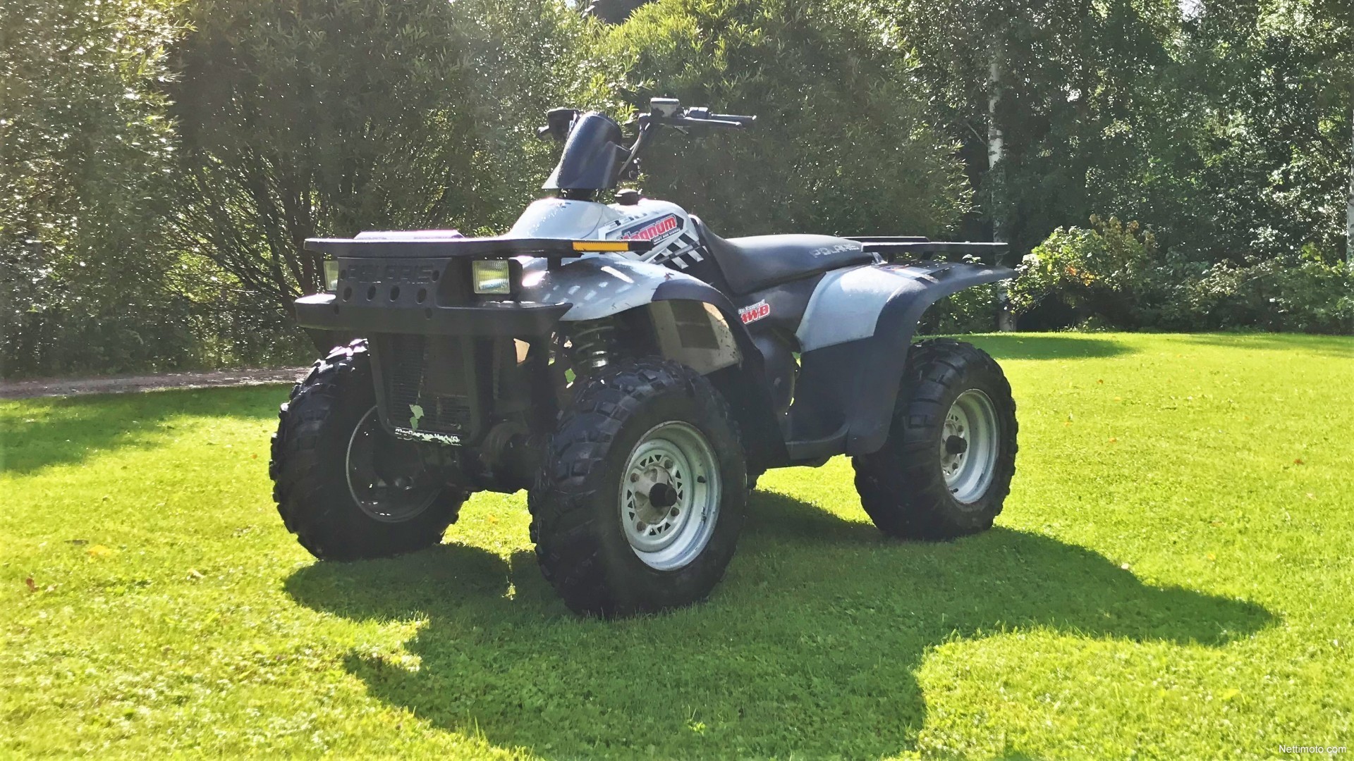 Polaris Magnum 330 4x4 Poisto hinnallla. 300 cm³ 2005 Muurame