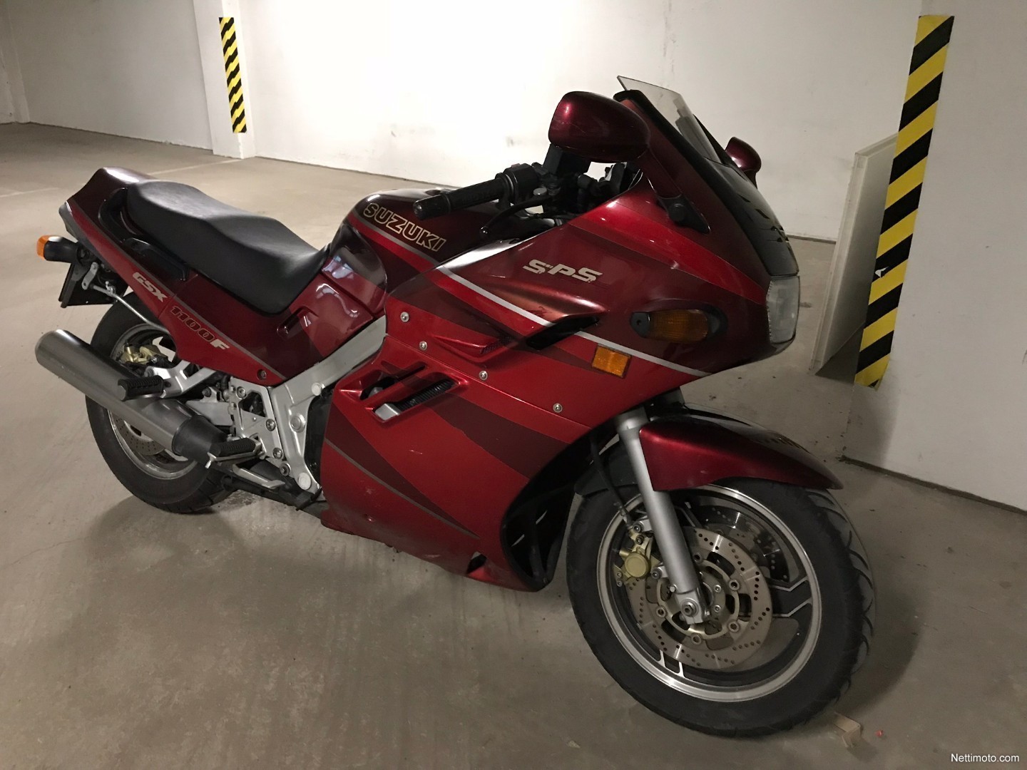 Suzuki gsx 1100 f