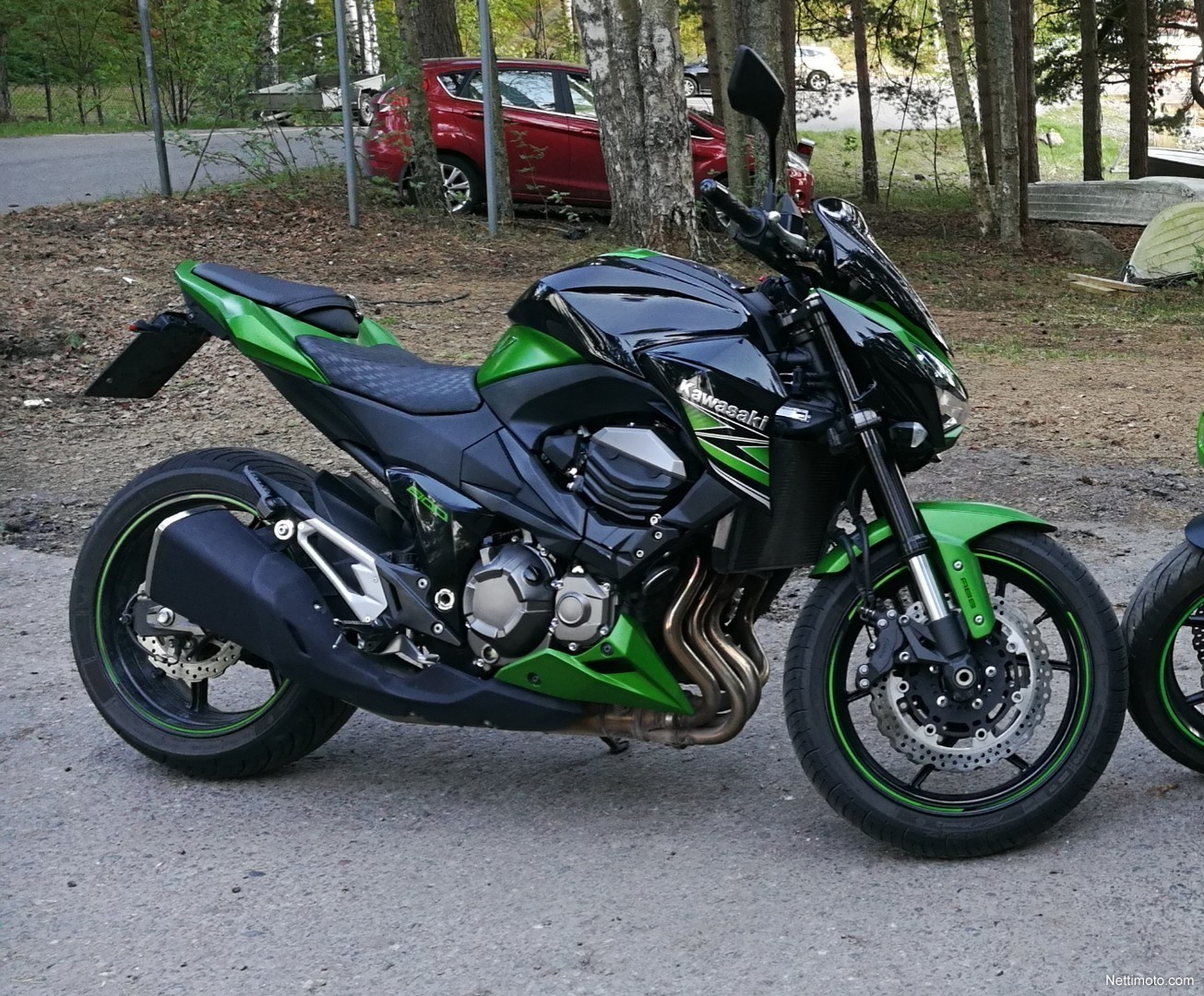 kawasaki-z-800-800-cm-2015-siuntio-moottoripy-r-nettimoto