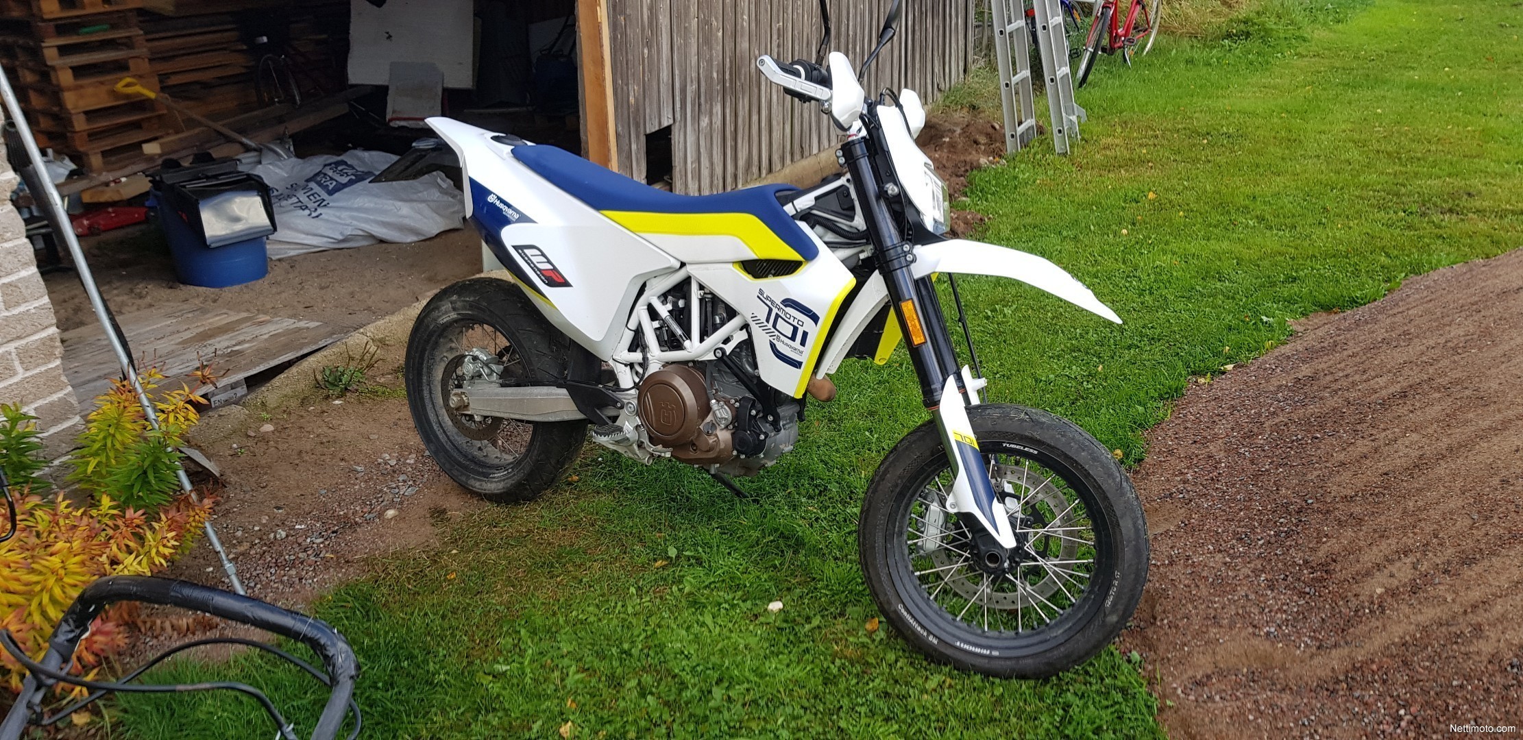 Husqvarna 701 Supermoto 700 cm³ 2017 Parkano Moottoripyörä Nettimoto