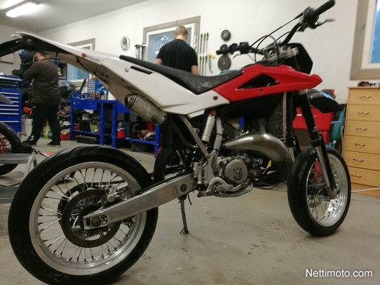 Husqvarna Wr 125 125 Cm U00b3 2008 - Kuopio - Moottoripy U00f6r U00e4