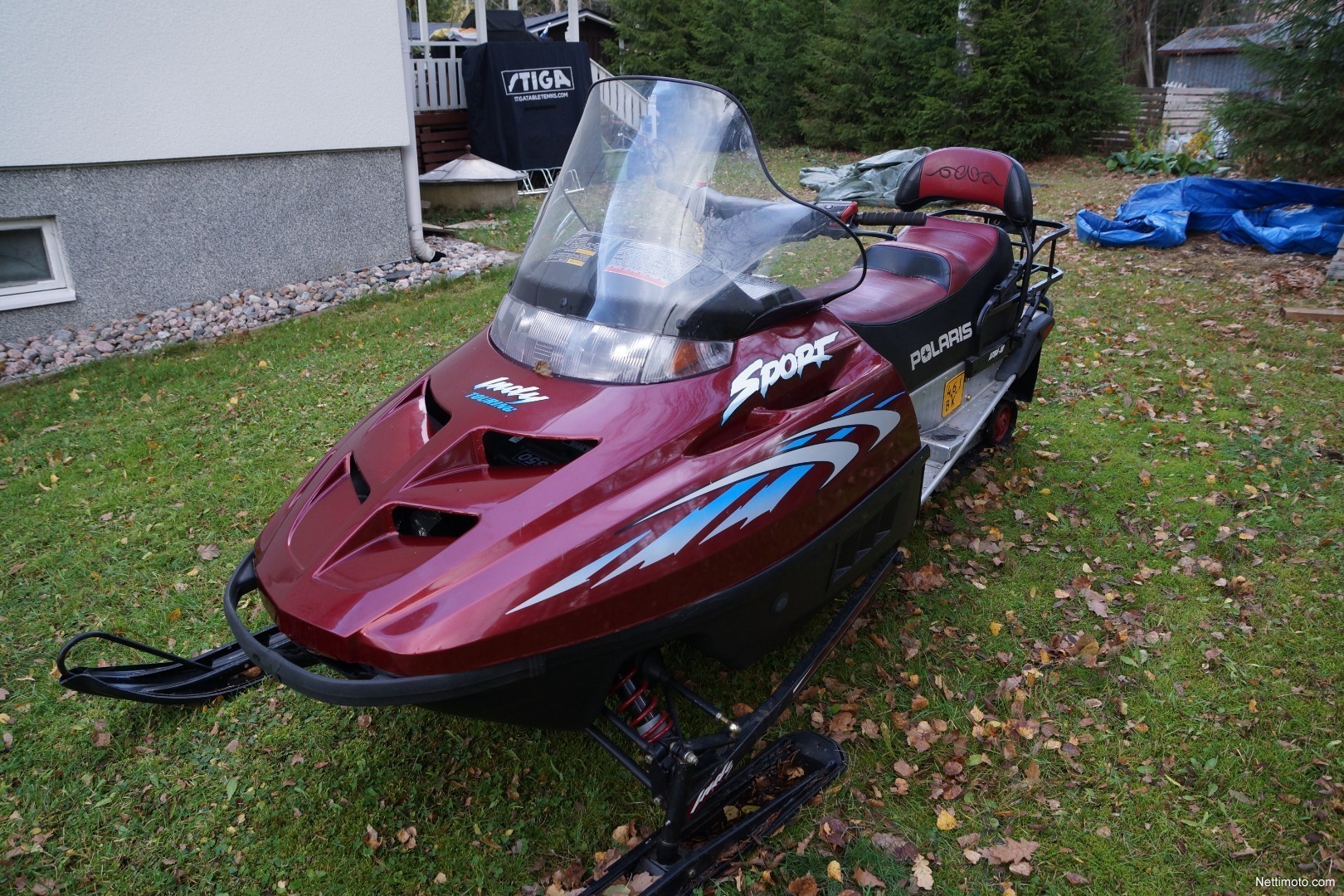 Polaris 550 sport touring 550 cm³ 2001 - Espoo - Snow Mobile - Nettimoto