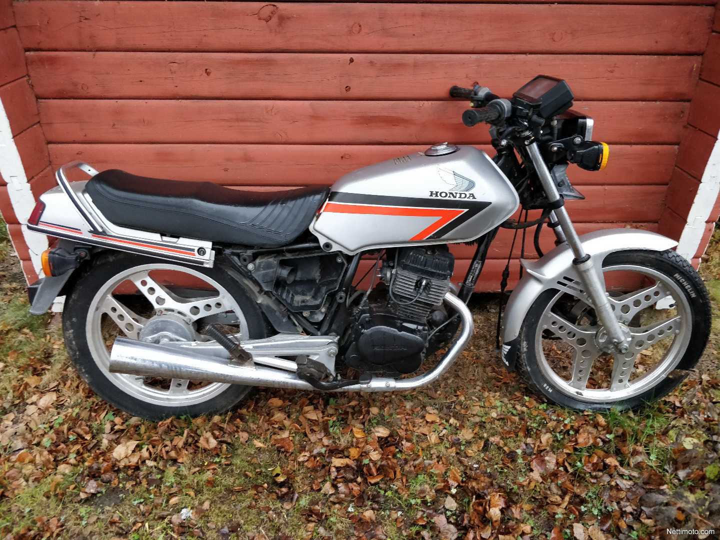 Honda cb 125t