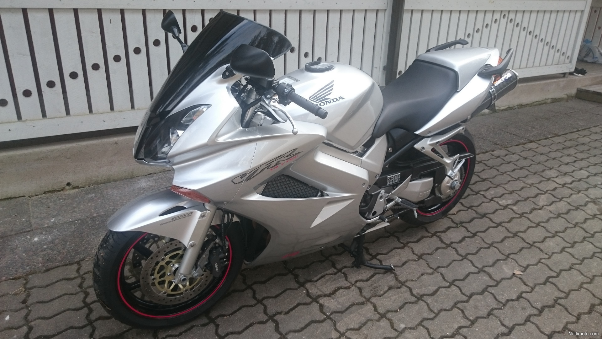 Honda vfr 800 2002