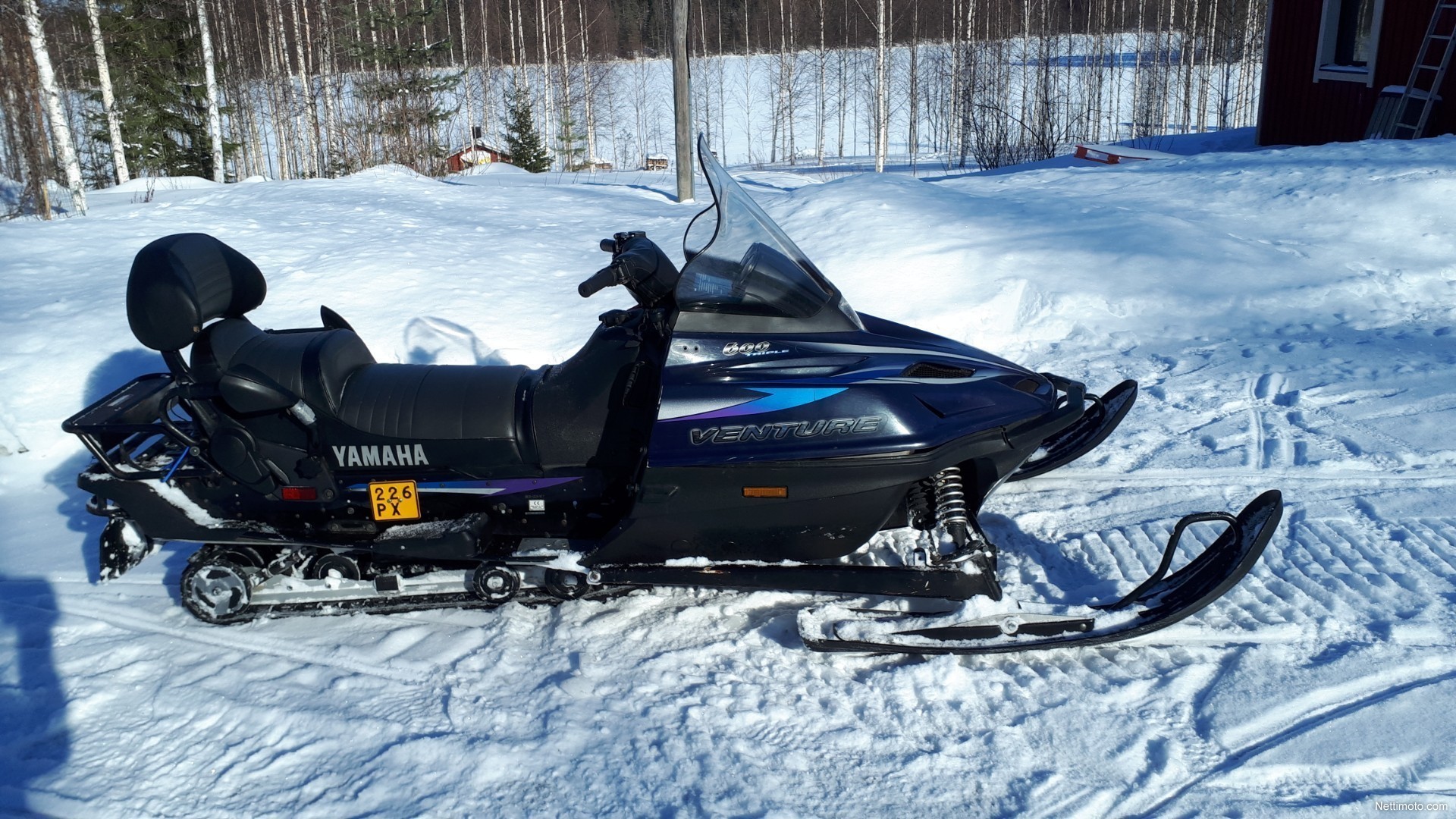 Купить снегоход ямаха в москве. Снегоход Yamaha Venture 700. Yamaha Venture 600. Снегоход Yamaha Venture VT-700. Снегоход Yamaha Venture 600.