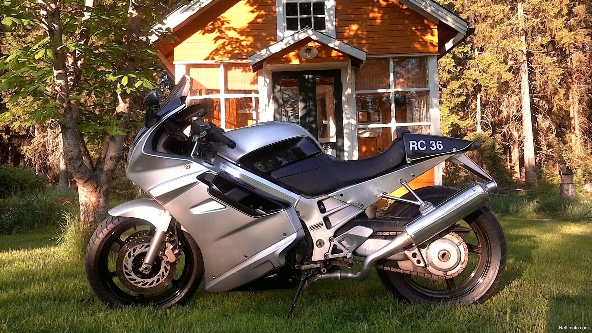 Honda vfr 750 custom