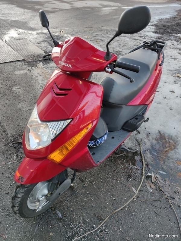 Honda scv 100