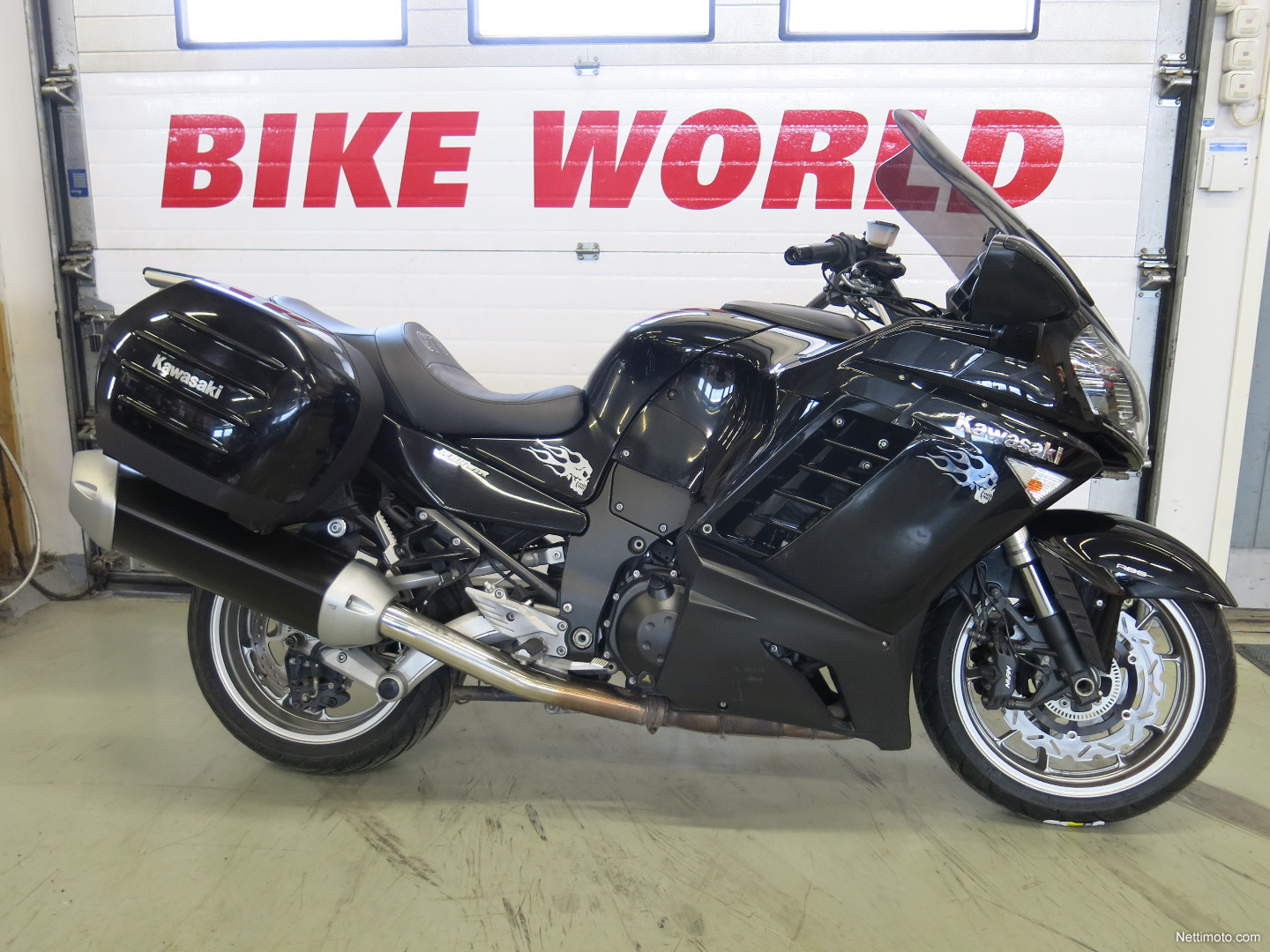 kawasaki gtr 1400 2009