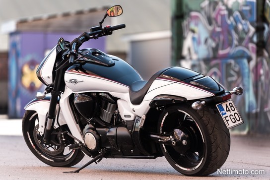 Suzuki intruder фото