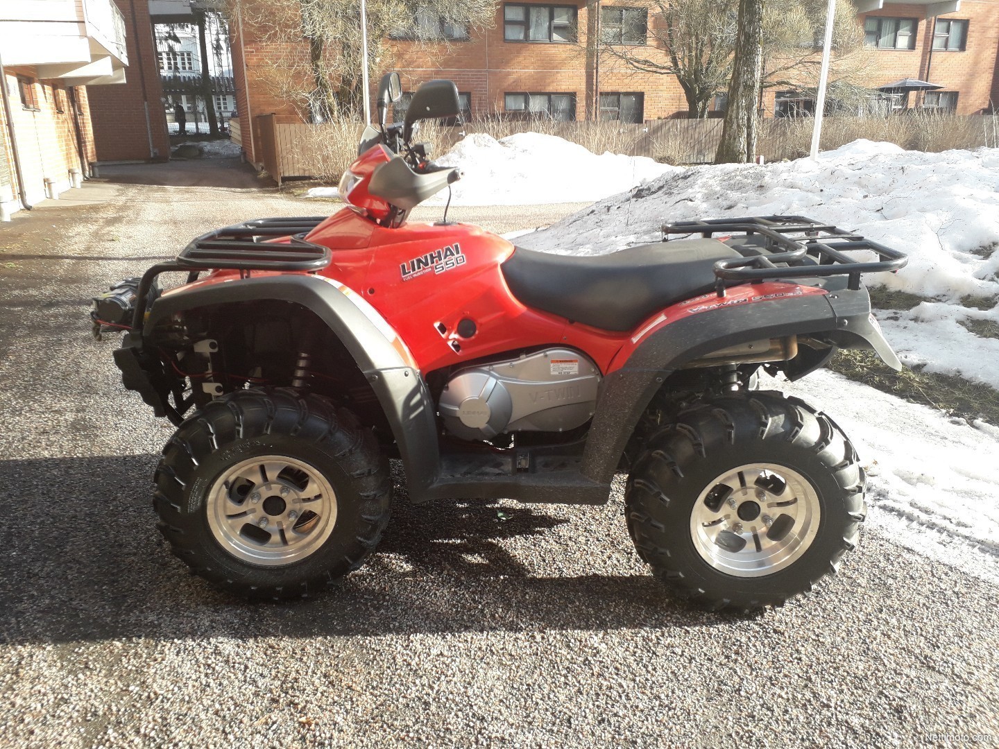 Linhai 550 EFI vaihto veneeseen 550 cm³ 2011 - Pälkäne - Mönkijä ...