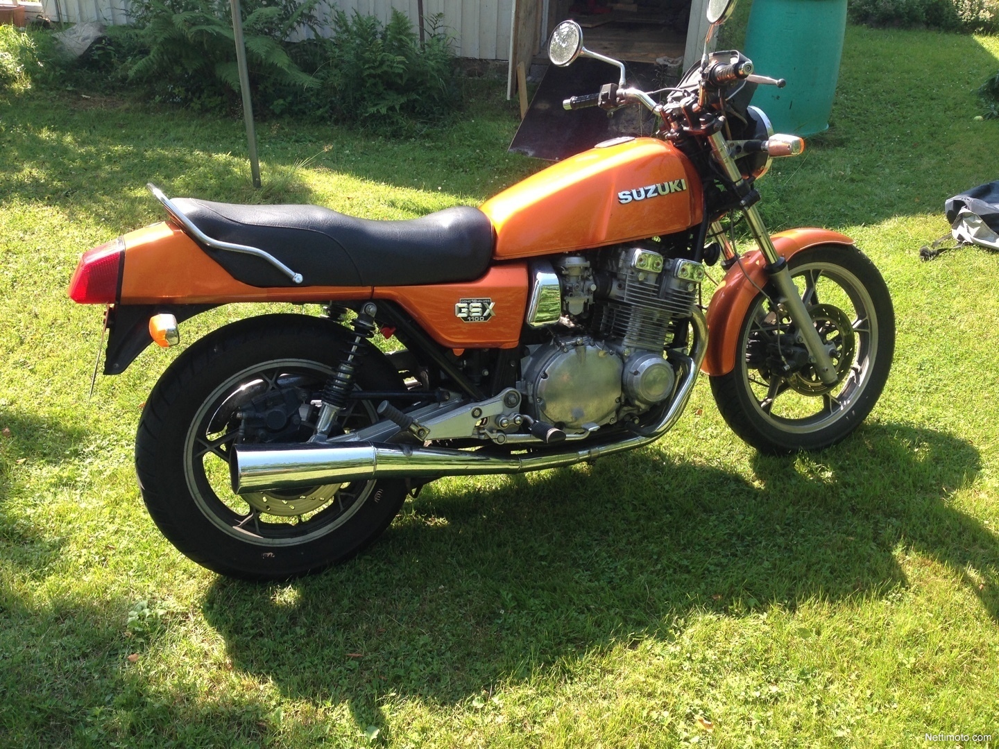 Suzuki gsx 100