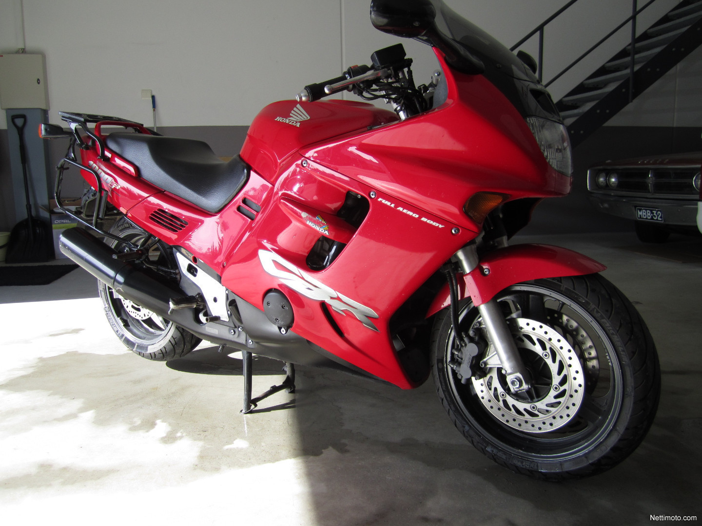 Honda cbr 1000f характеристики