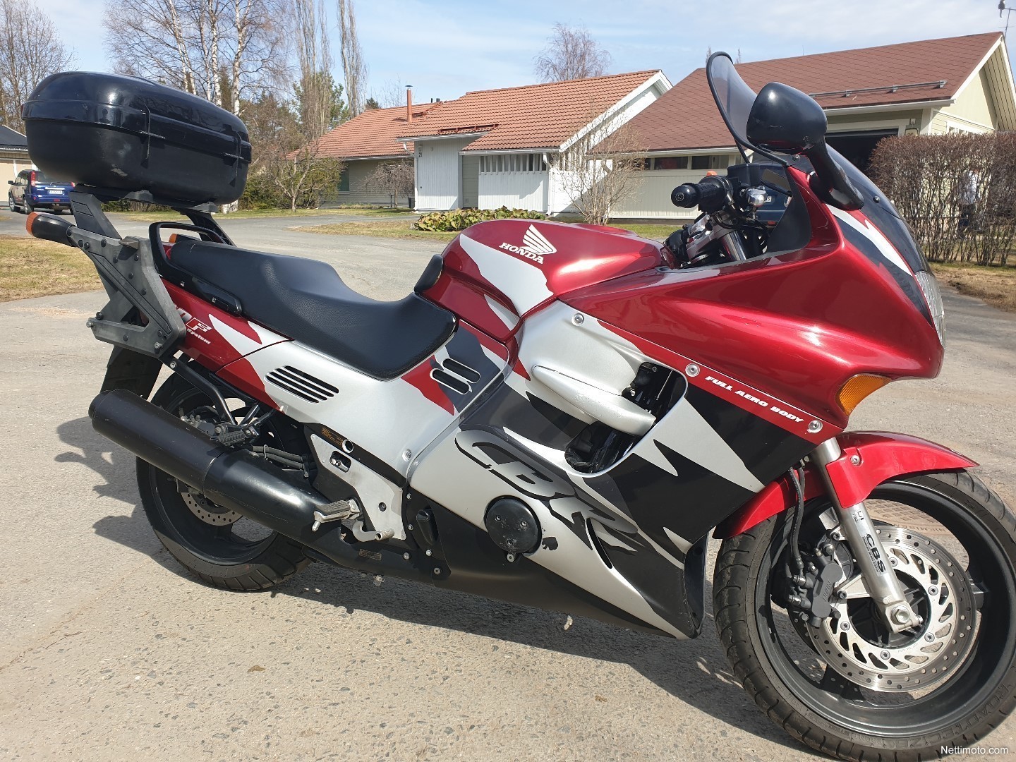 Хонда cbr 1000 f