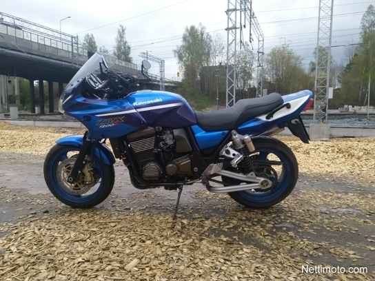 Kawasaki ZRX