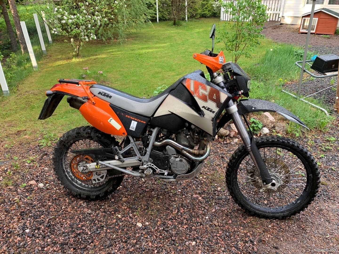 moto ktm 640 adventure