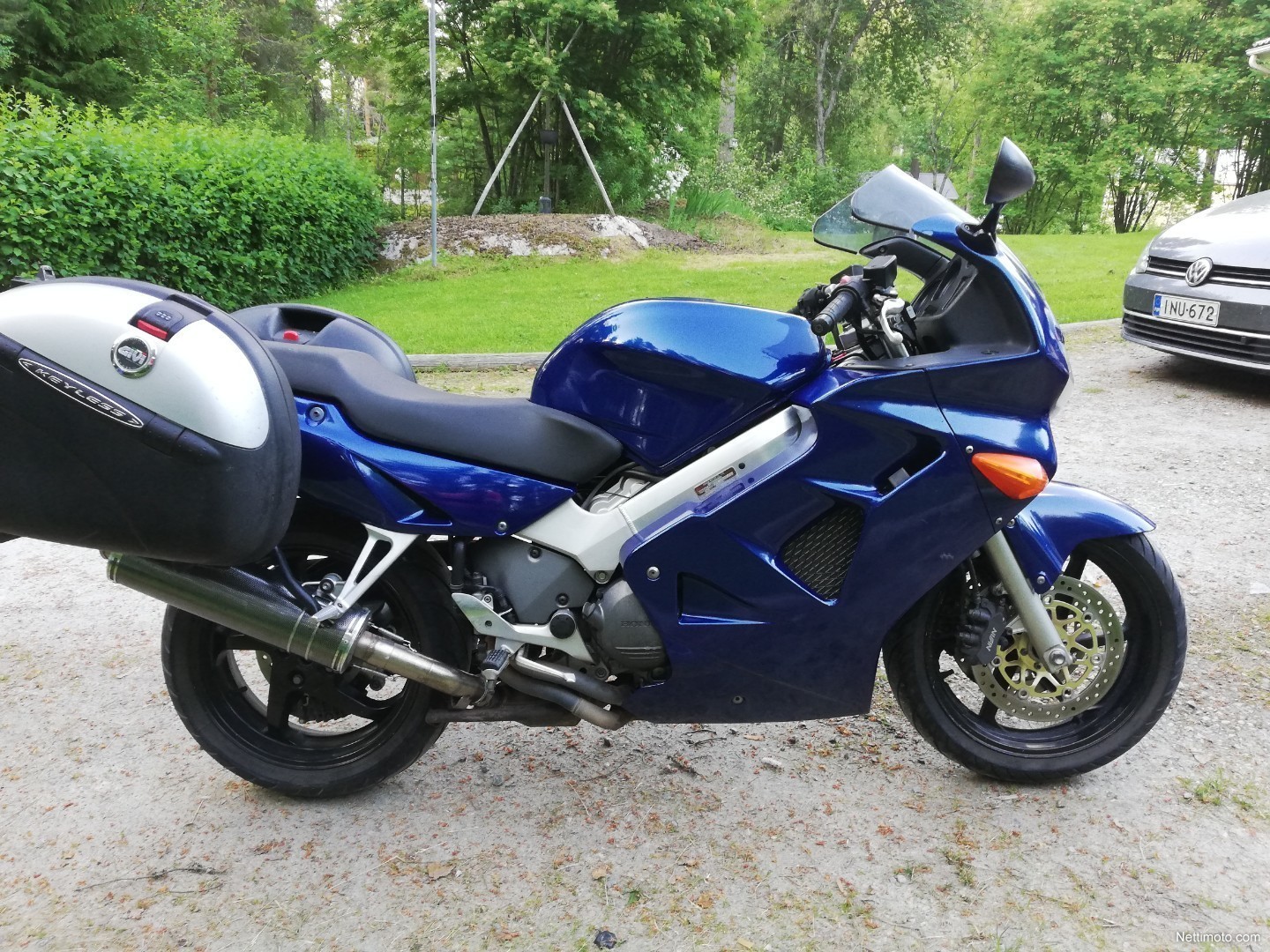 Honda vfr800 2000