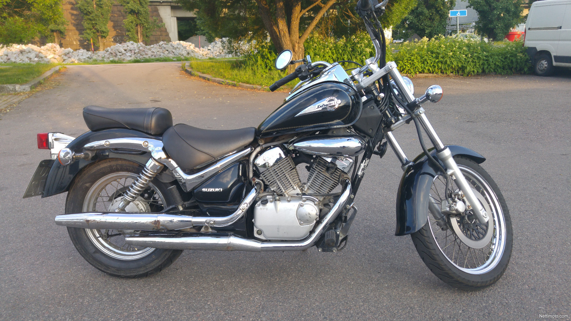 intruder 125cc