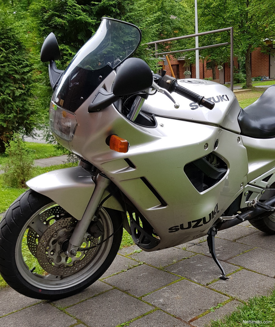 Suzuki gsx 750 f