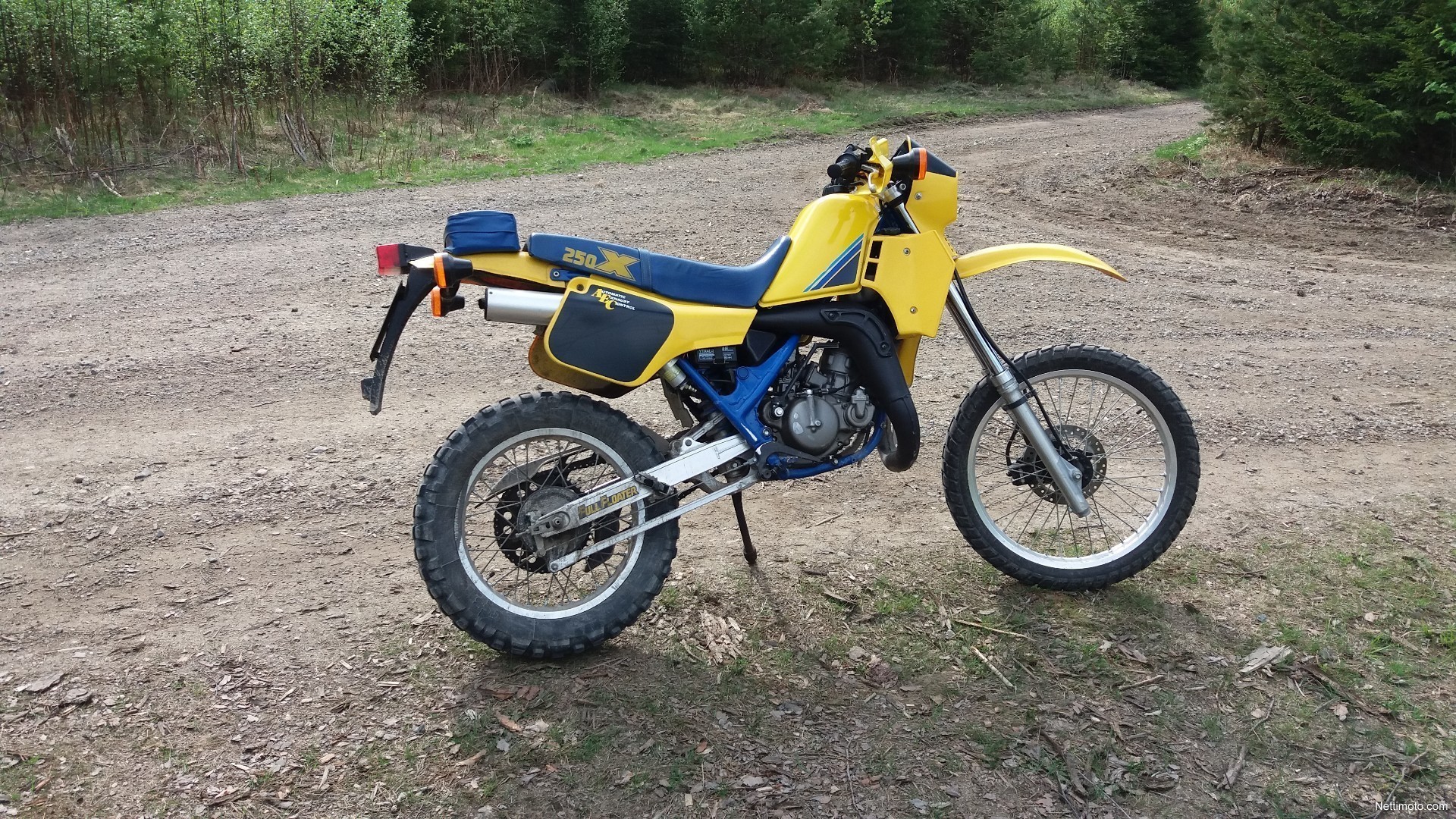 Suzuki ts 250