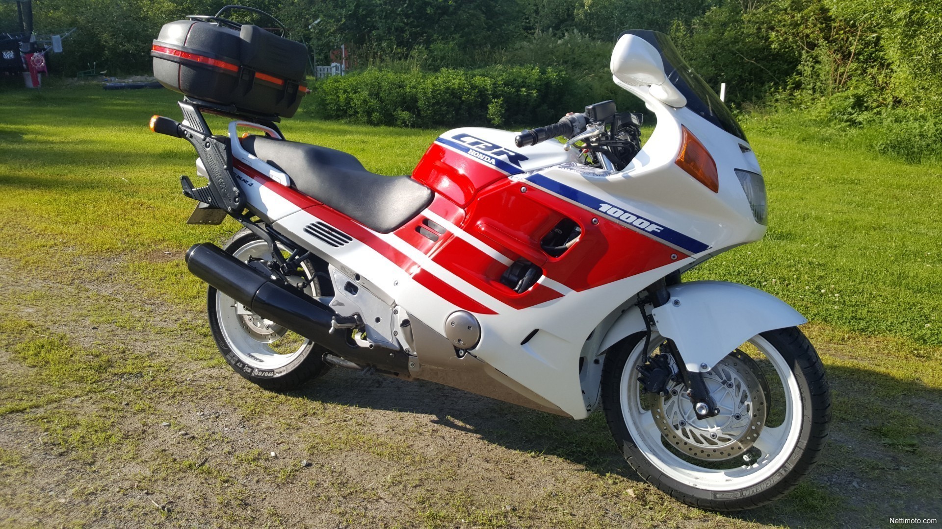 Honda cbr 1000 f