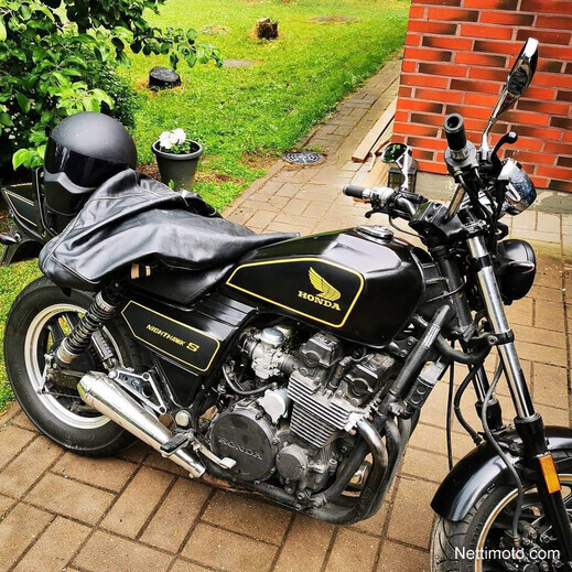 Honda cb 700