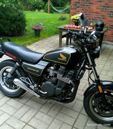 Honda cb 700