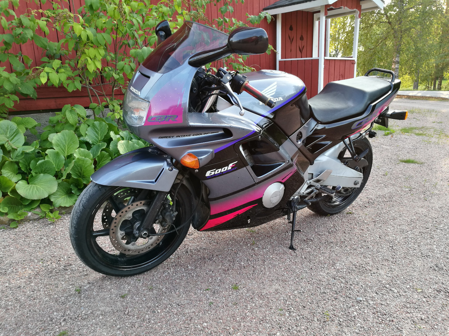 Honda cbr 600 f2