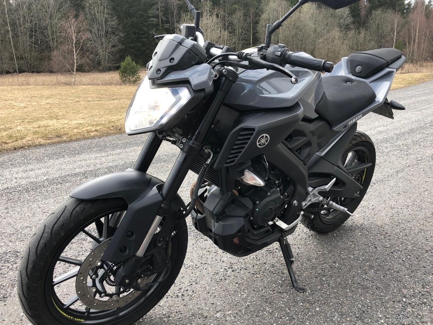 yamaha mt 125 top box